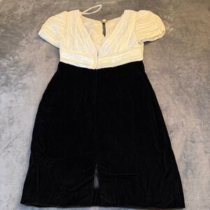 Barbara Barbara Petite Cocktail Dress Womens Size 6 Black White Velvet Vintage
